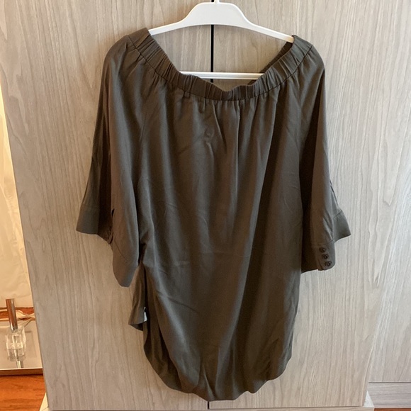 One x oneteaspoon green off the shoulder short dress size small - Picture 3 of 6